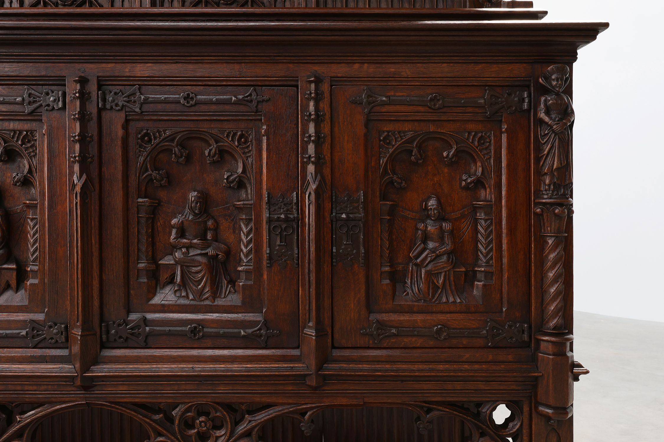 Rare large early 19th century hand carved Neo-Gothic cupboard in oakthumbnail